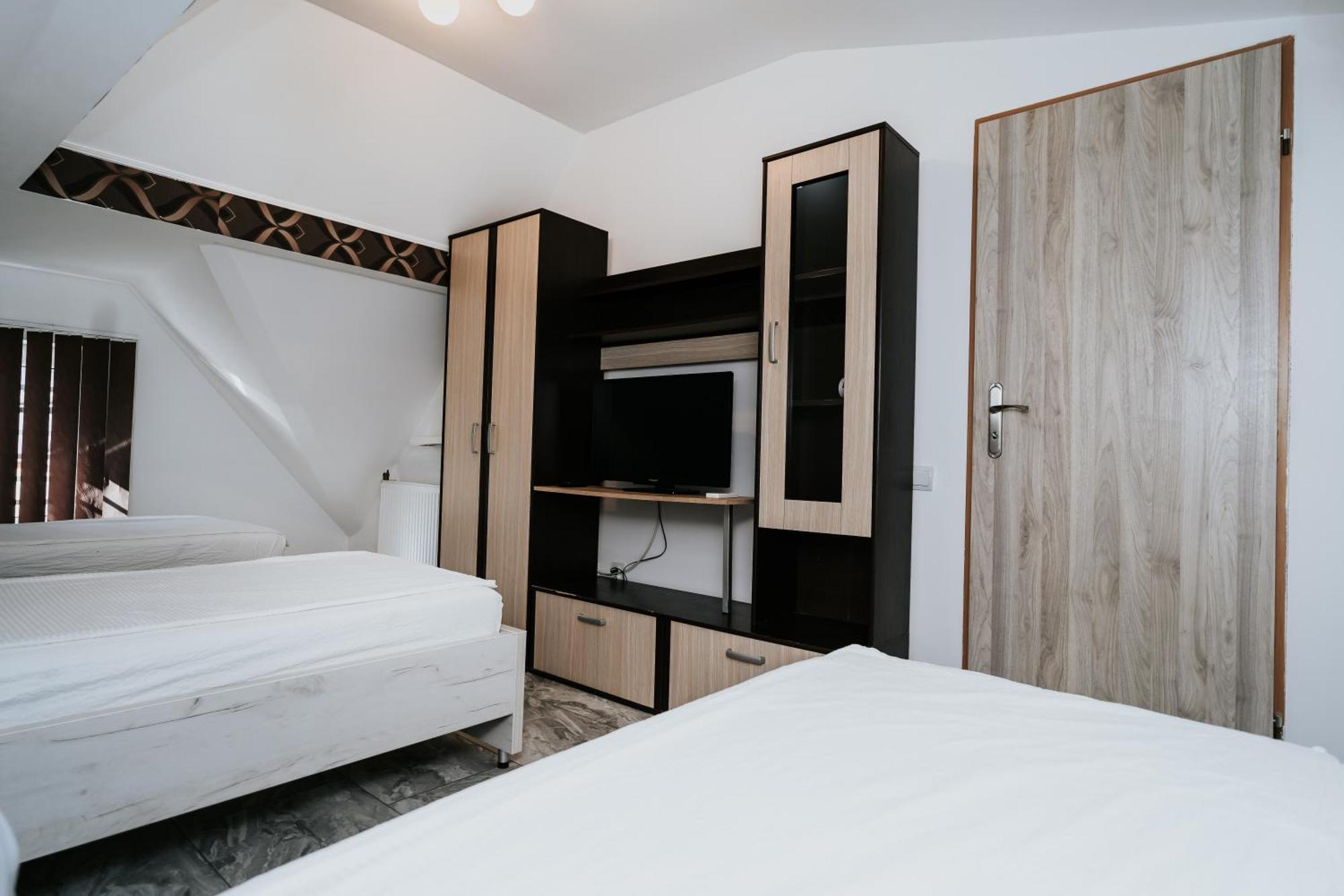 Apartment Attic Sibiu Exterior photo
